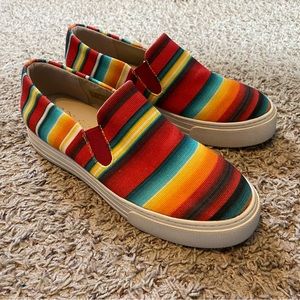 COPY - Ariat SERAPE platform shoes